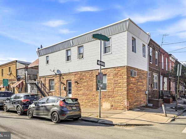 1946 S Iseminger Street, Philadelphia PA 19148