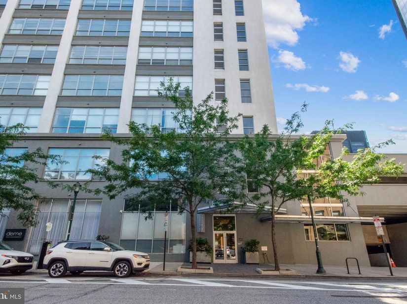 2200 Arch Street 416, Philadelphia PA 19103