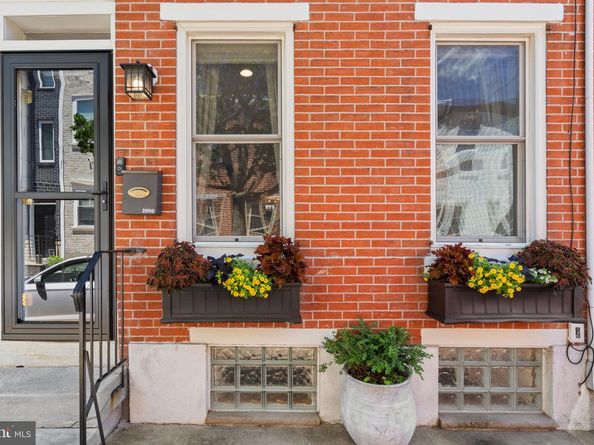 2050 Saint Albans Street, Philadelphia PA 19146