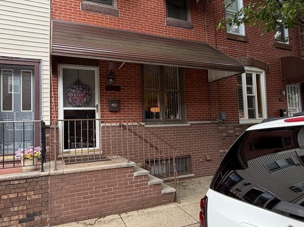 2627 S 15TH Street, Philadelphia PA 19145