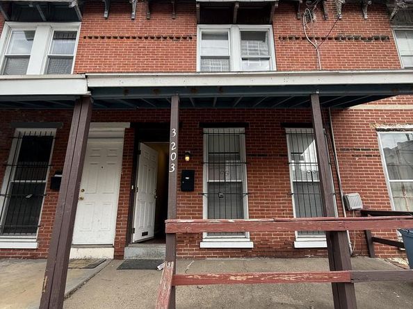 3203 Pearl Street, Philadelphia PA 19104