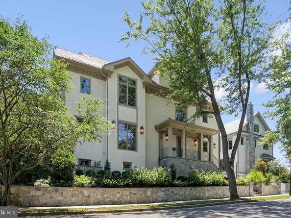 5537 Hawthorne Place NW, Washington DC 20016