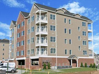 16453 River View Drive