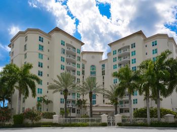550 SE Mizner Boulevard