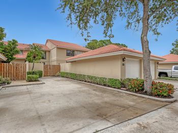 132 Old Meadow Way