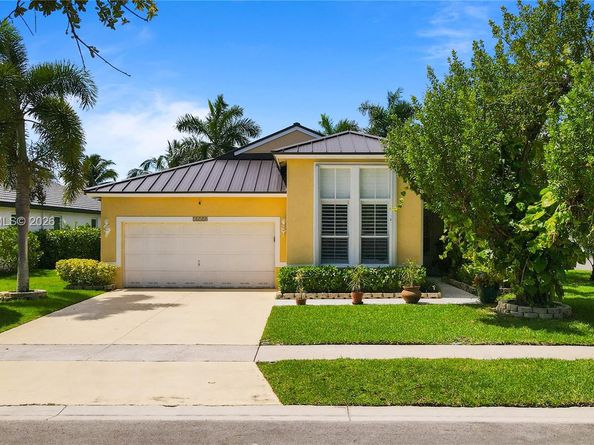 16350 SW 11th Street, Pembroke Pines FL 33027