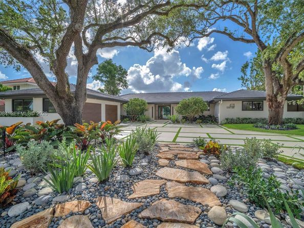 4220 Casper Court, Hollywood FL 33021