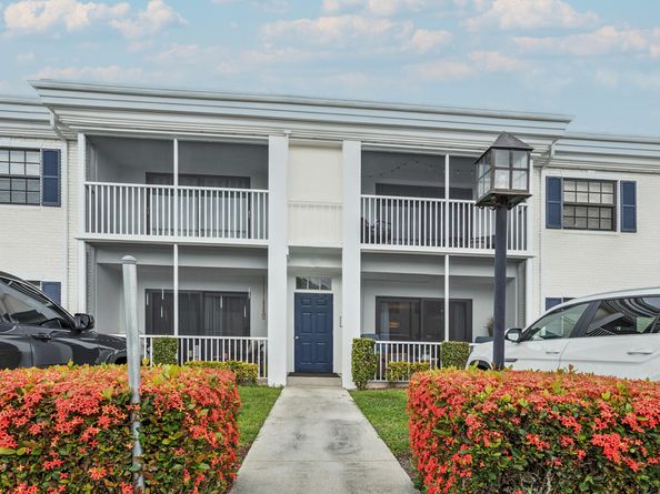 160 Cypress Club Drive Unit 612, Pompano Beach FL 33060