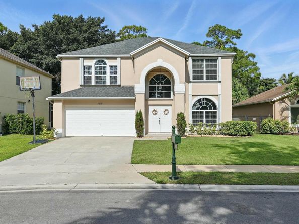 15032 Oak Chase Court, Wellington FL 33414