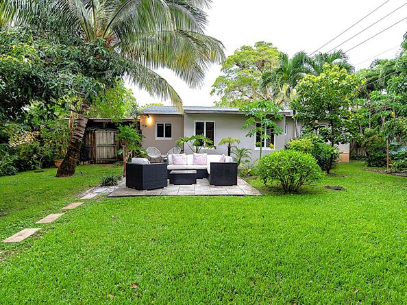 1401 NE 17th Way, Fort Lauderdale FL 33304