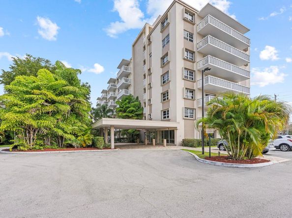 1831 NE 38th Street 410, Oakland Park FL 33308