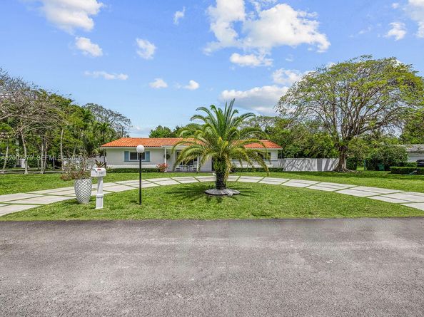 7495 SW 73rd Terrace, Miami FL 33143