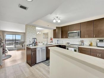 2200 S Cypress Bend Drive