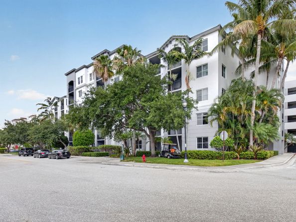 1690 Renaissance Commons Boulevard 1219, Boynton Beach FL 33426