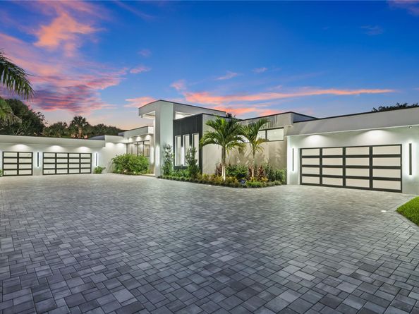 8795 Valencia Ct, Parkland FL 33067