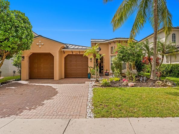 8264 NW 107th Ter, Parkland FL 33076