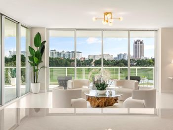 220 SE Mizner Boulevard