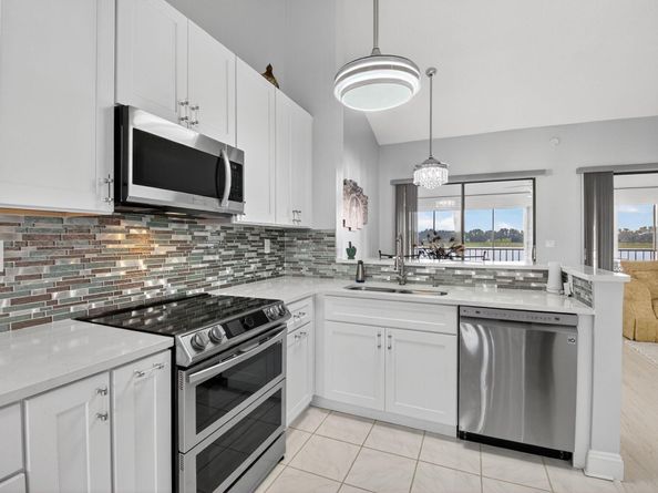 10920 Lakemore Lane 201, Boca Raton FL 33498