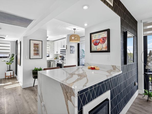 1000 Colony Point Cir 501, Pembroke Pines FL 33026