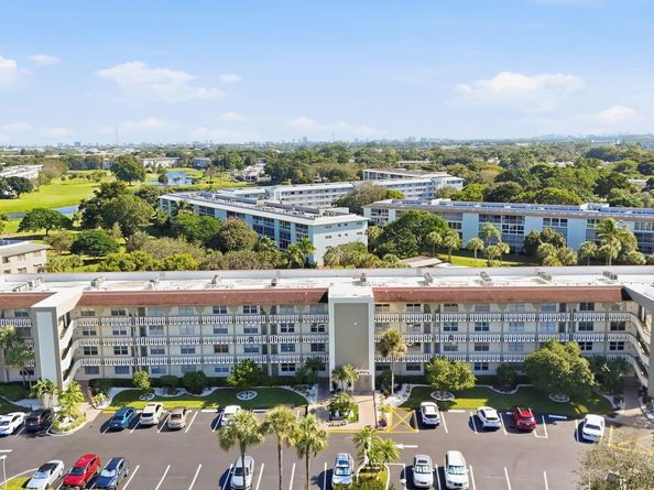 2901 Victoria Cir B2, Coconut Creek FL 33066