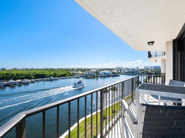 899 Jeffery Street 614, Boca Raton FL 33487