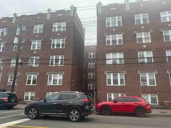 3726 Park Ave D1, Weehawken NJ 07086