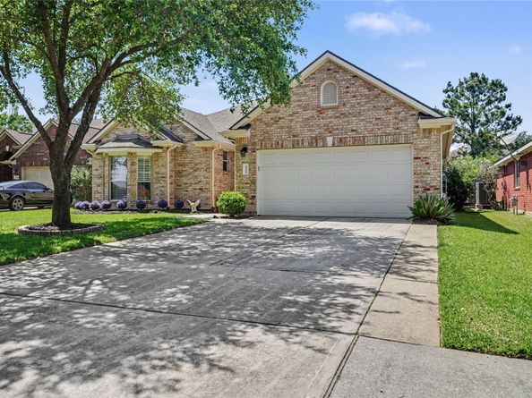 9219 Chia Valley Court, Houston TX 77089