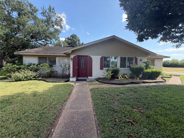 3704 Cork Drive, Houston TX 77047