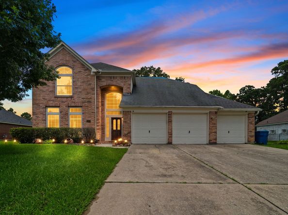 8107 Trophy Place Drive, Humble TX 77346