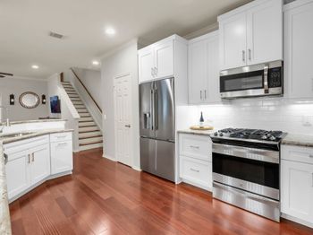 3 Darlinghurst Drive