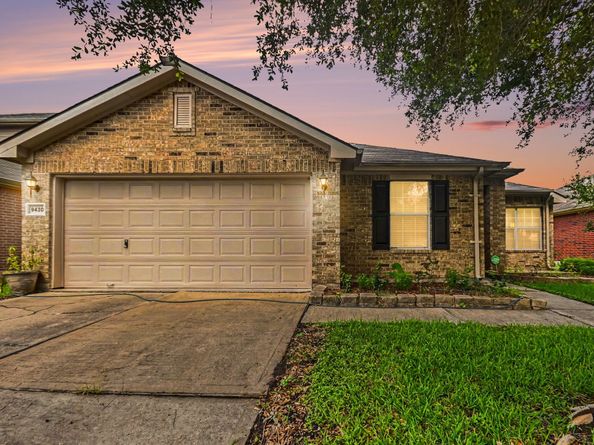9430 Heflin Colony Drive, Sugar Land TX 77498