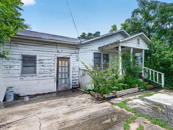 2127 Pearl Street, Houston TX 77029