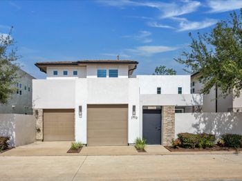 3119 Royal Courtside Avenue