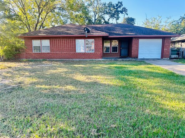 9314 Woodlyn Road, Houston TX 77078