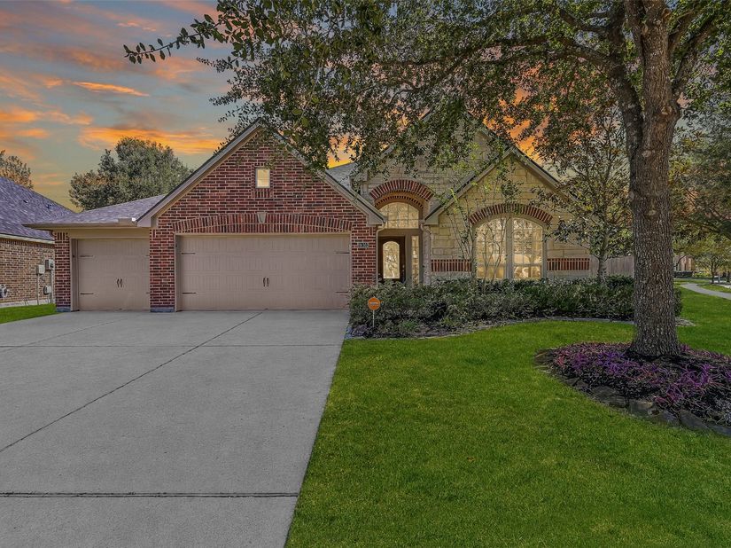 16302 Gentle Slope Lane, Houston TX 77044