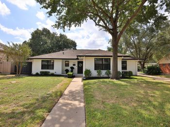 7713 Valley View Lane