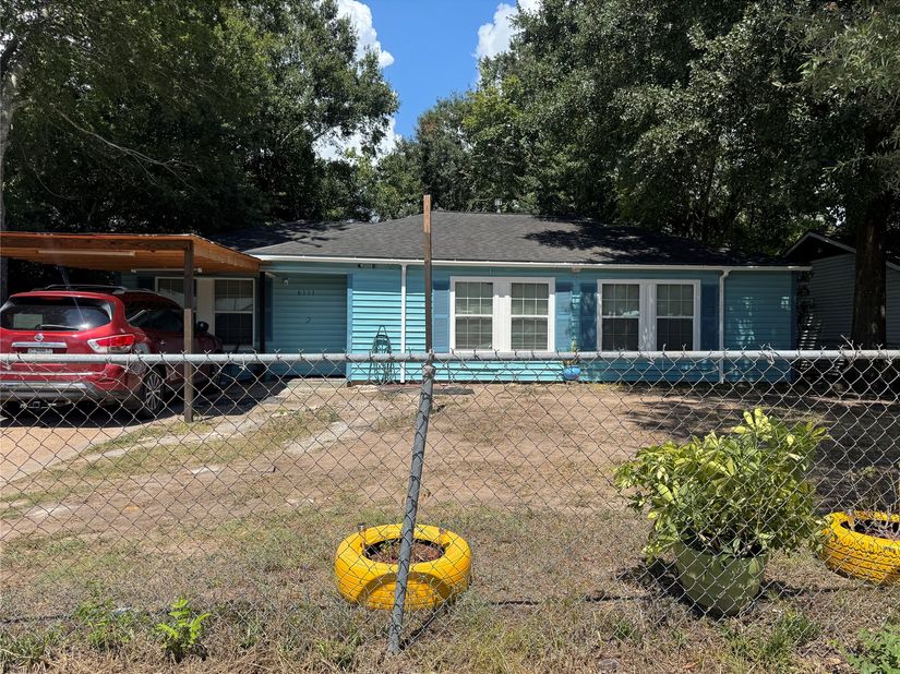 6111 Beldart Street, Houston TX 77033