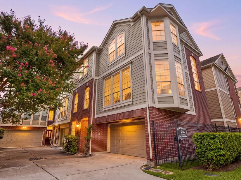 1405 Oneil Street, Houston TX 77019