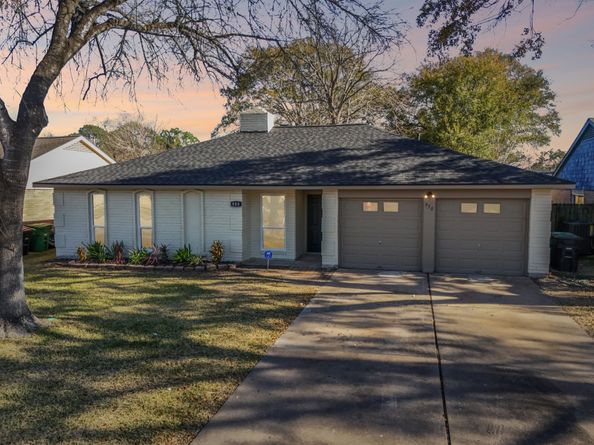 950 Buoy Road, Houston TX 77062