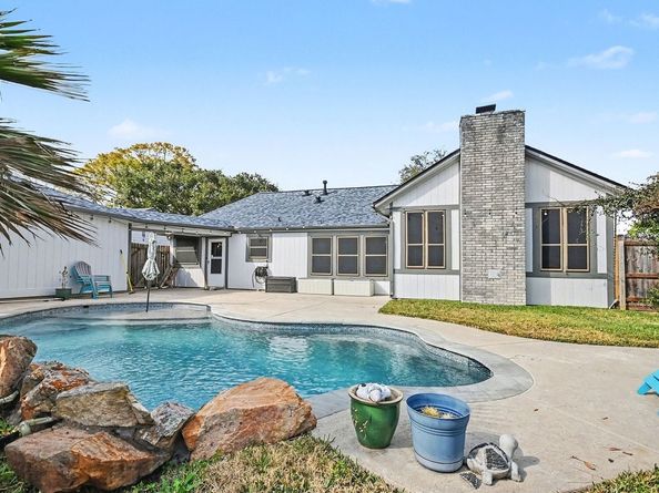 1114 Woodhorn Drive, Houston TX 77062
