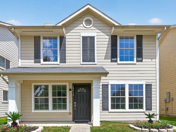 19515 Fletcher Way Drive, Houston TX 77073