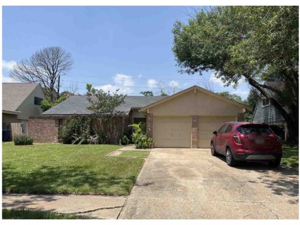 4935 Blueberry Hill Drive, Houston TX 77084