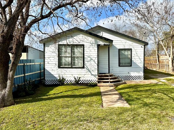 7811 Saint Louis Street, Houston TX 77028