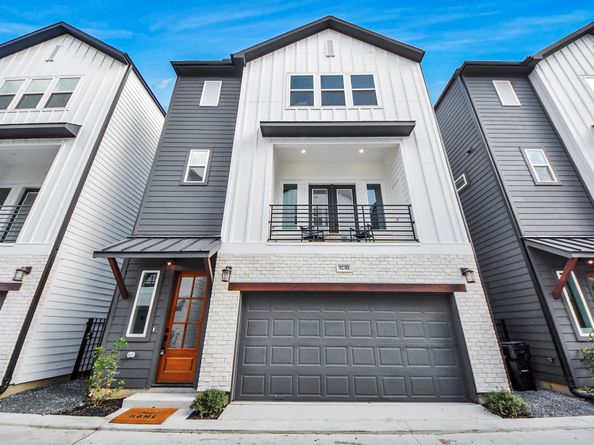 929 Fisher Street F, Houston TX 77018