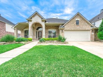 15902 Bennet Chase Drive