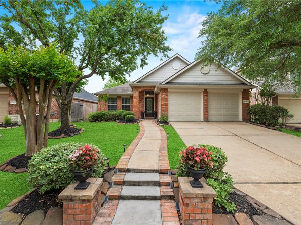 12323 E Elizabeth Shore Loop, Cypress TX 77433