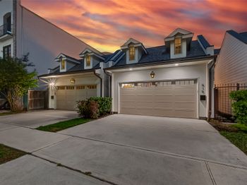 515 W 25th Street