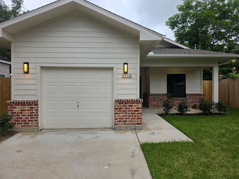 3318 Bremond Street, Houston TX 77004
