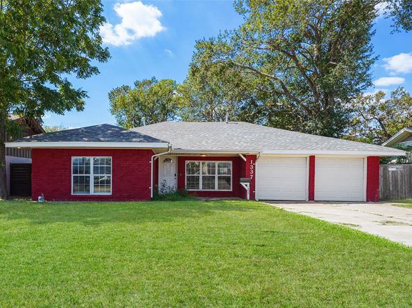 1337 Conrad Sauer Drive, Houston TX 77043