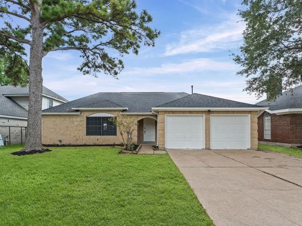 17523 Hamilwood Drive, Houston TX 77095